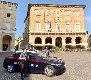 Rapina nella storica tabaccheria Cantarini: bottino di centinaia di euro
