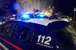 Panico in discoteca a Civitanova: 21enne spruzza spray al peperoncino e viene denunciato